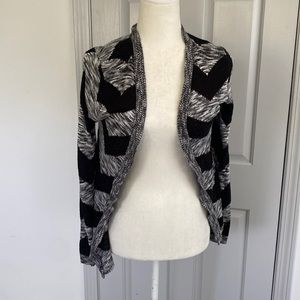 Zig zag cardigan.